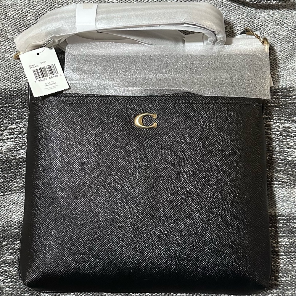 Coach Kitt 26 Leather Messenger Crossbody Bag